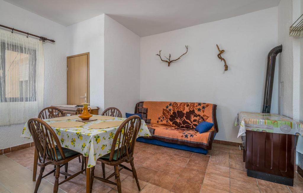 Apartmani Mile Krk Town Extérieur photo