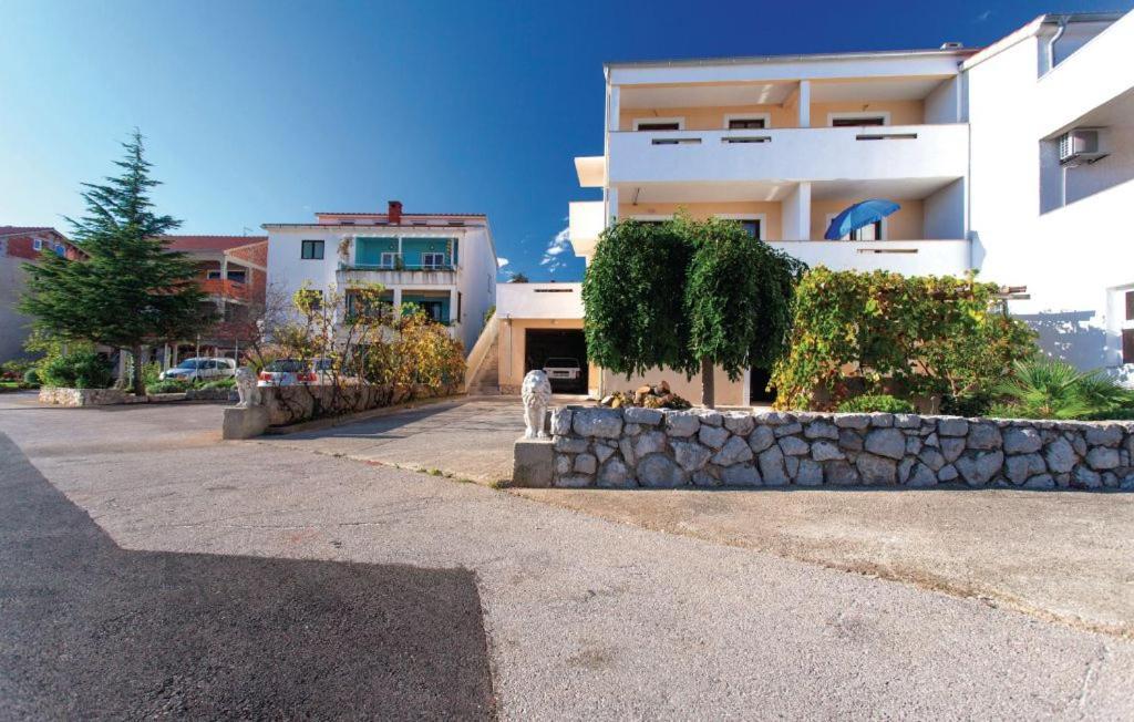 Apartmani Mile Krk Town Extérieur photo
